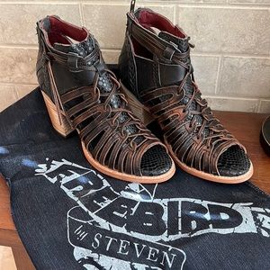 Brand new never worn Freebird bootie/ sandals